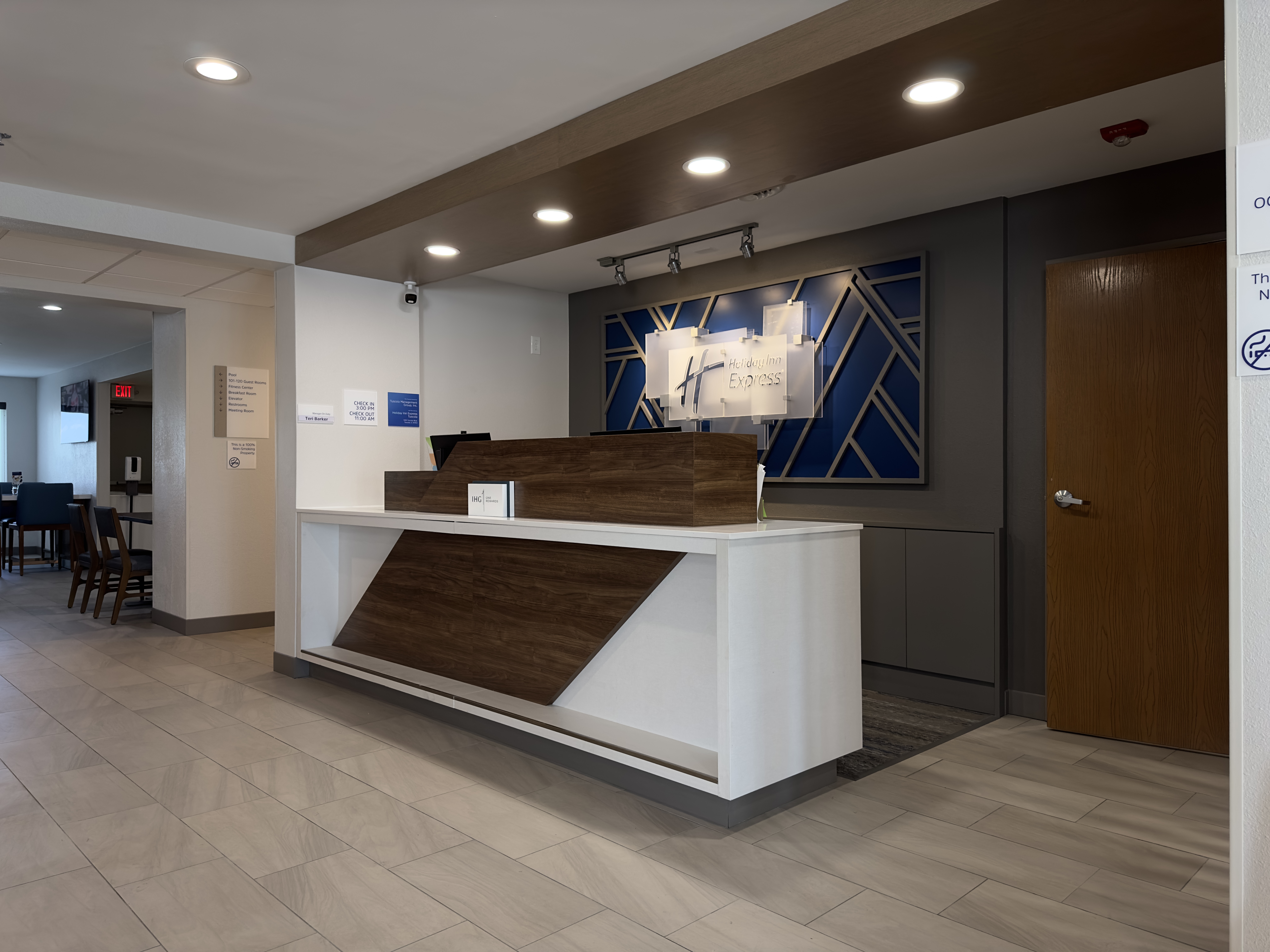 Holiday Inn Express, Tuscola, IL - Image 21