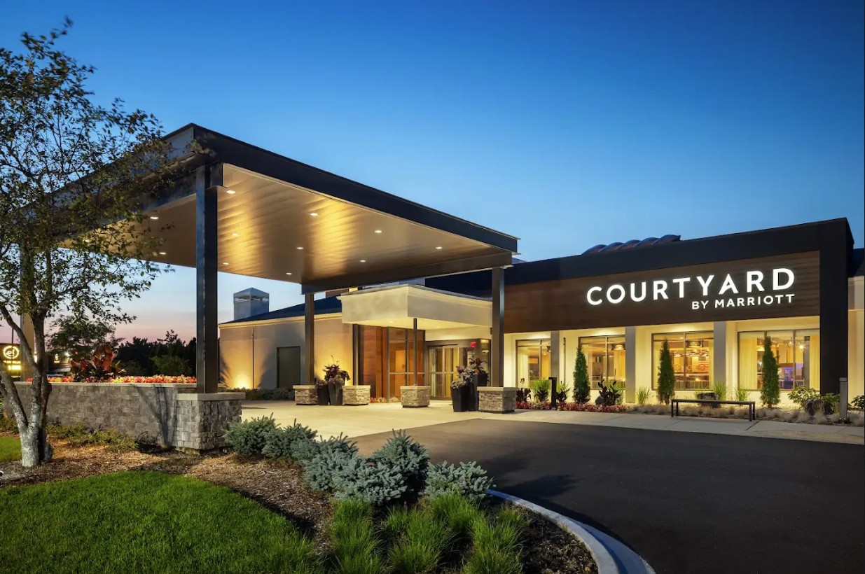Courtyard Gurnee Waukegan, IL